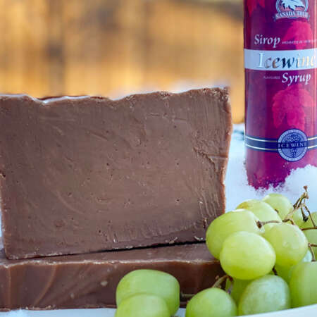 Two pieces of icewine fudge and grapes