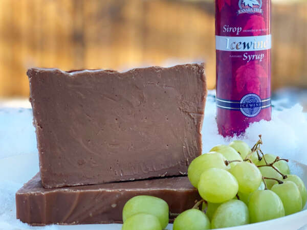 Two pieces of icewine fudge and grapes